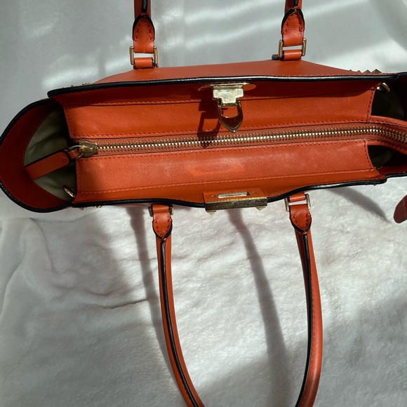 Valentino Vitello Orange Rockstud Double Handle Tote Orange Shoulder Bag - Picture 7 of 10
